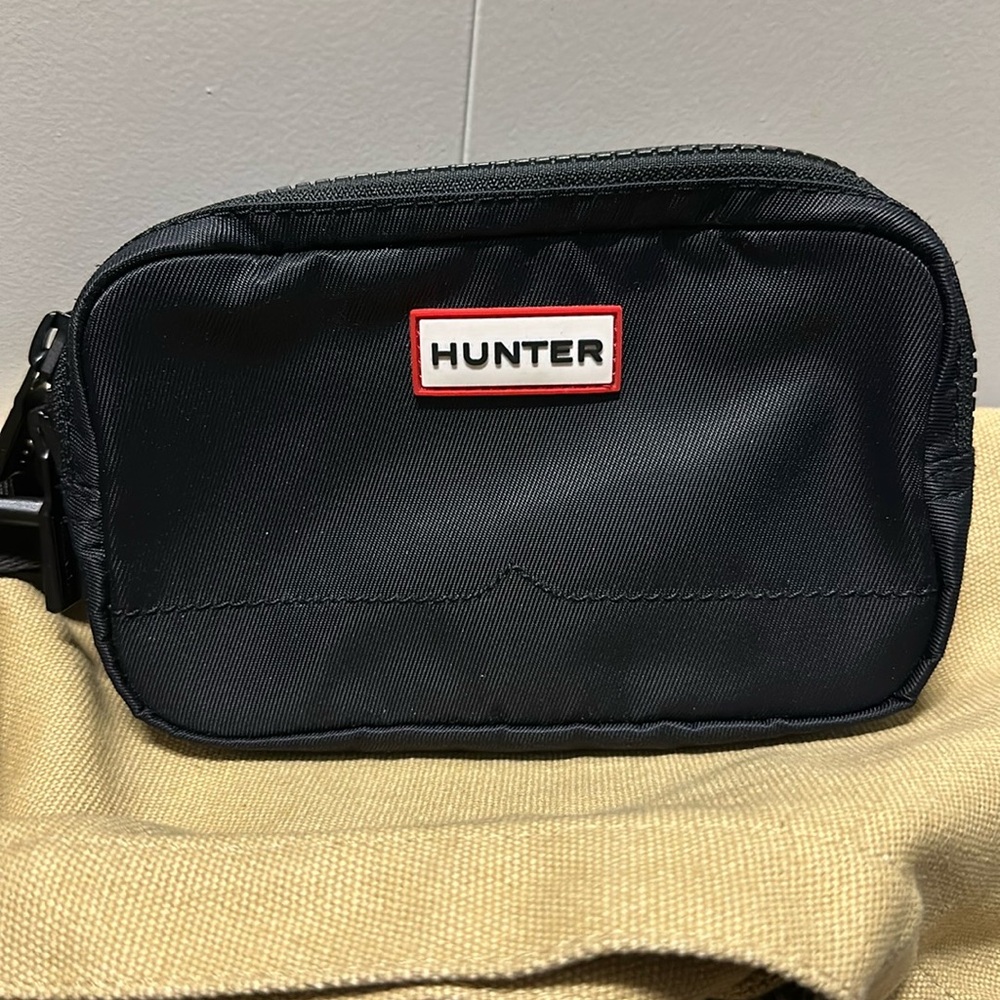 Hunter Crossbody Mini